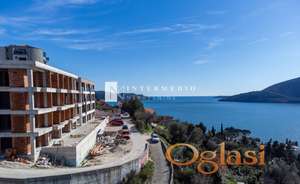 Prodaja, dvosoban stan sa panoramskim pogledom na more, Topla, Herceg Novi